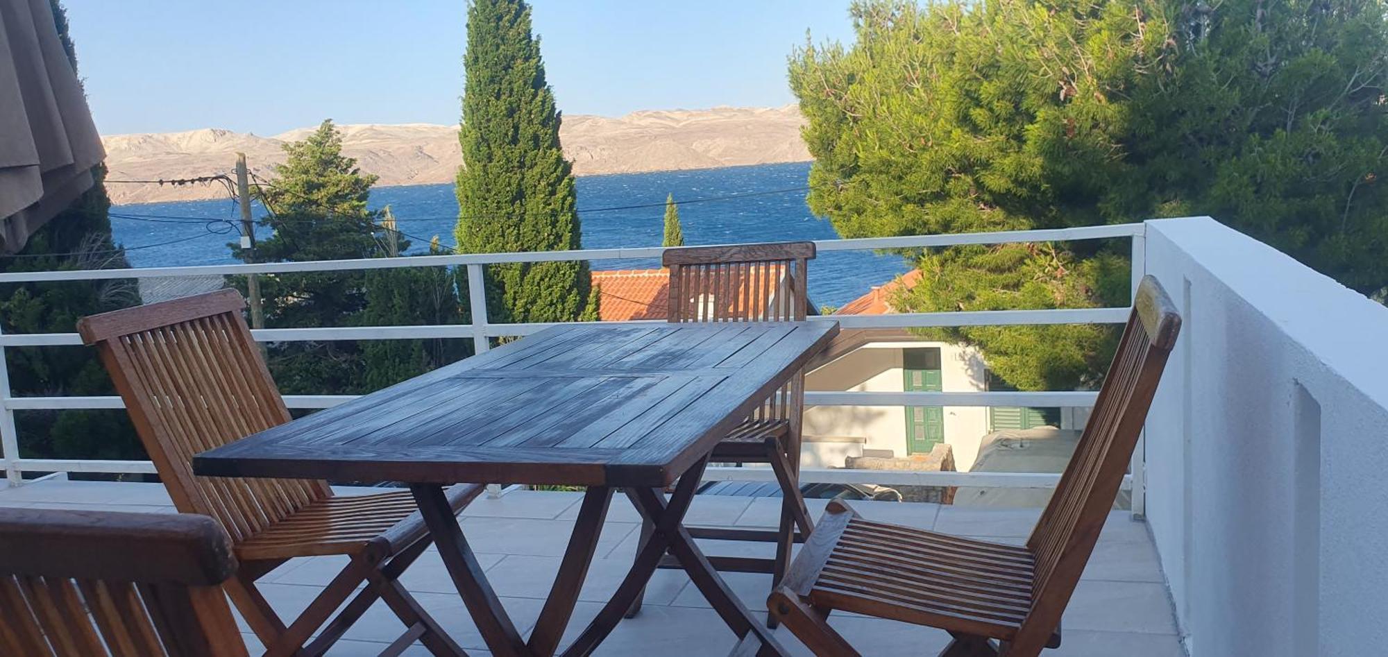 Apartmani Sara Marija Karlobag Exterior foto