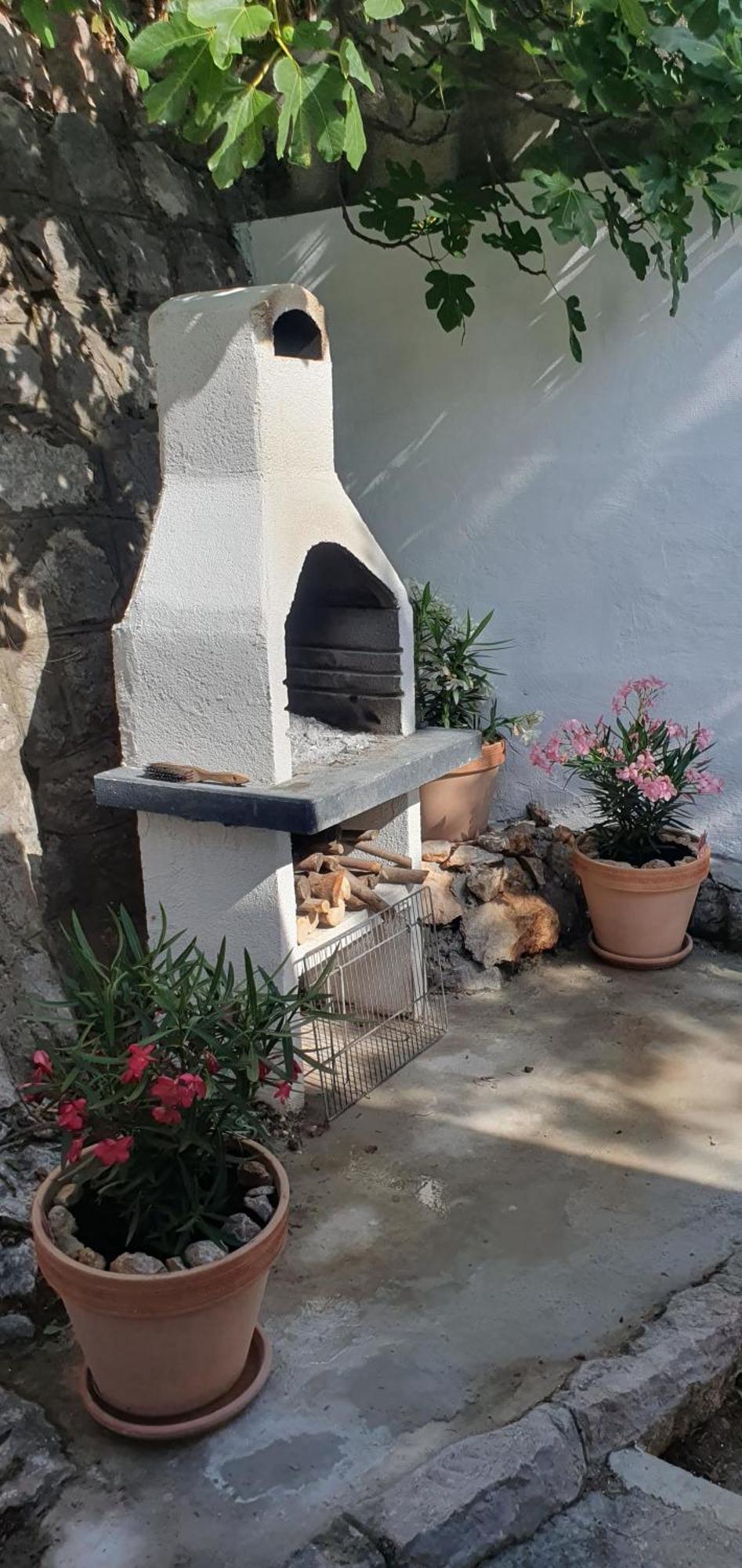 Apartmani Sara Marija Karlobag Exterior foto