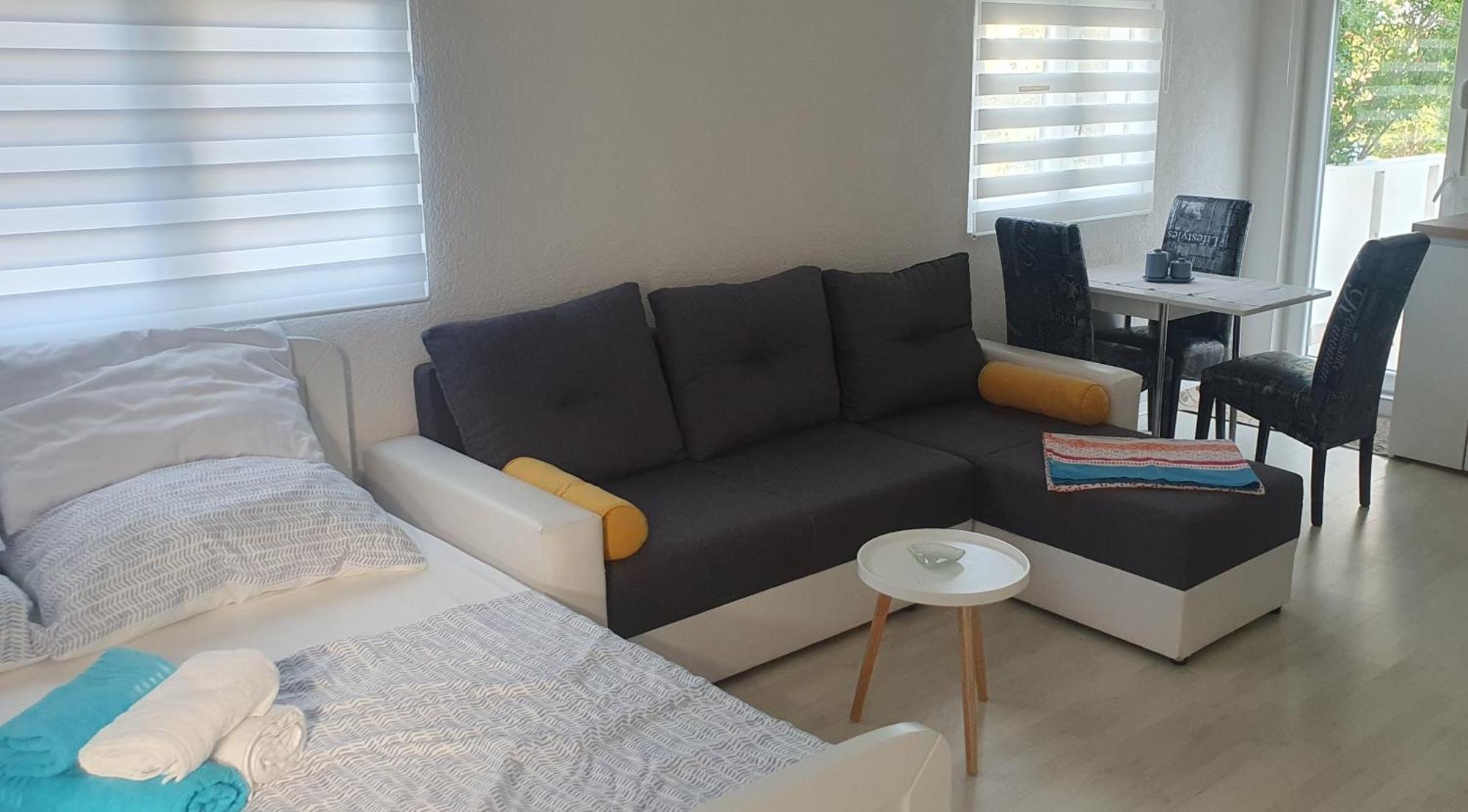 Apartmani Sara Marija Karlobag Cameră foto